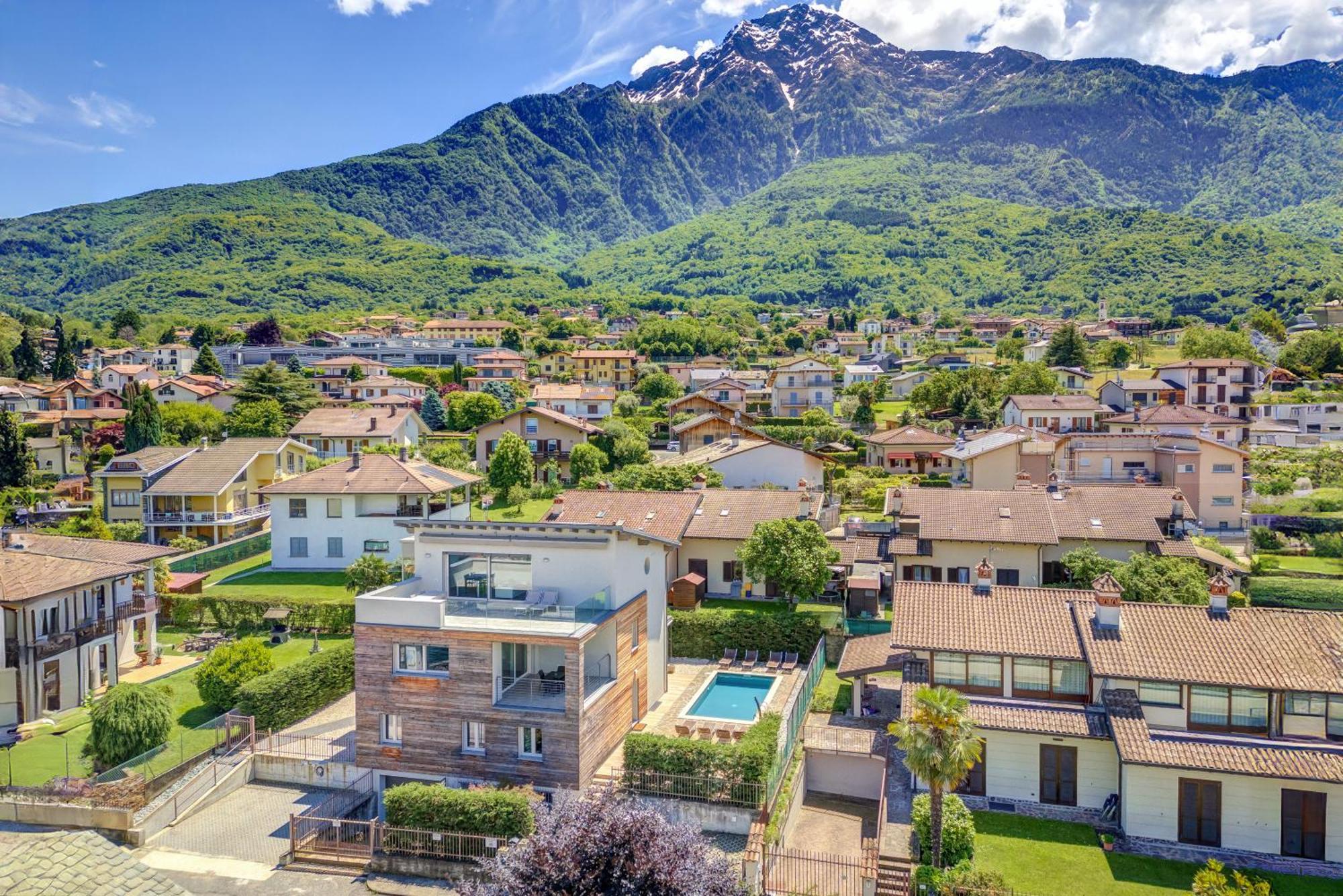 Family With Pool And Amazing Panoramic Penthouse Holiday home *