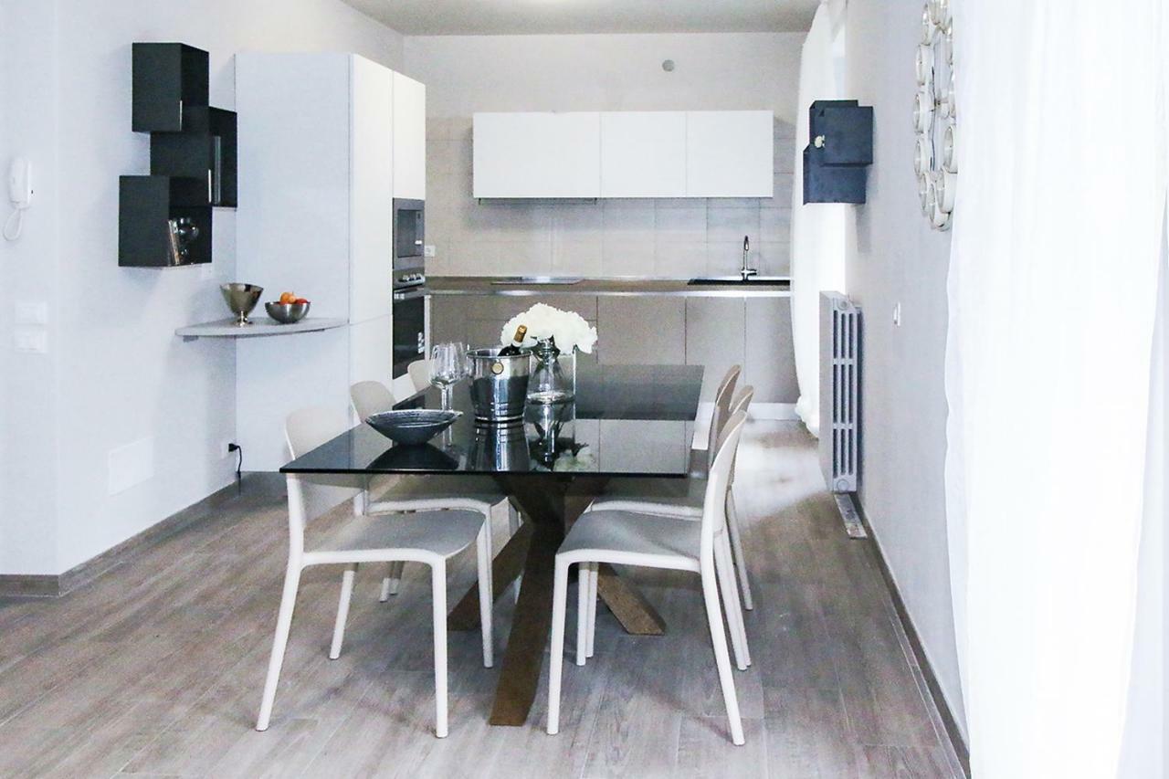 Family With Pool And Amazing Panoramic Penthouse Holiday home Colico